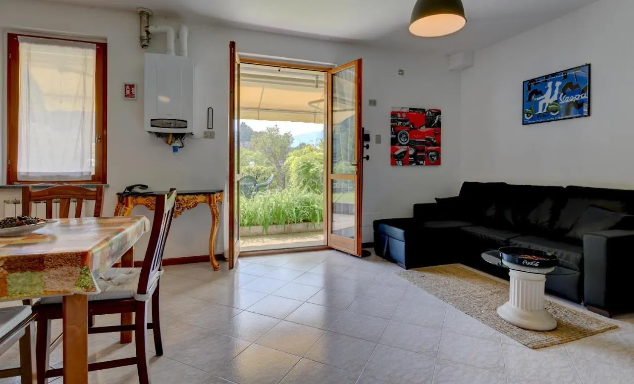 Spring Cottage Faggeto Lario 0*,  Italien