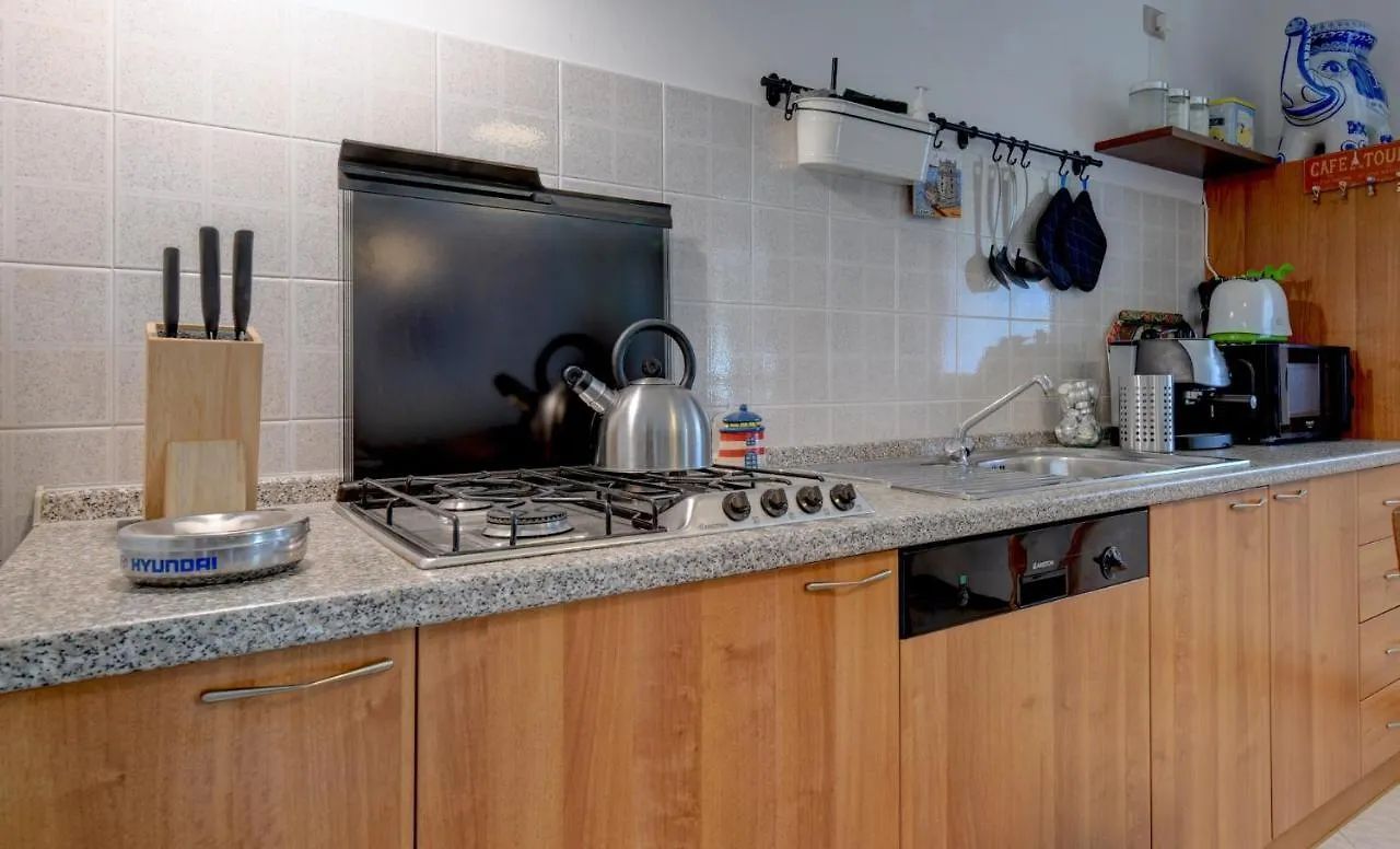 Semesterbostad Spring Cottage Faggeto Lario